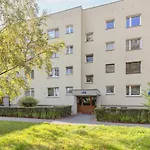 Warsaw Apartment Dolinka Batuty By Noclegi Renters